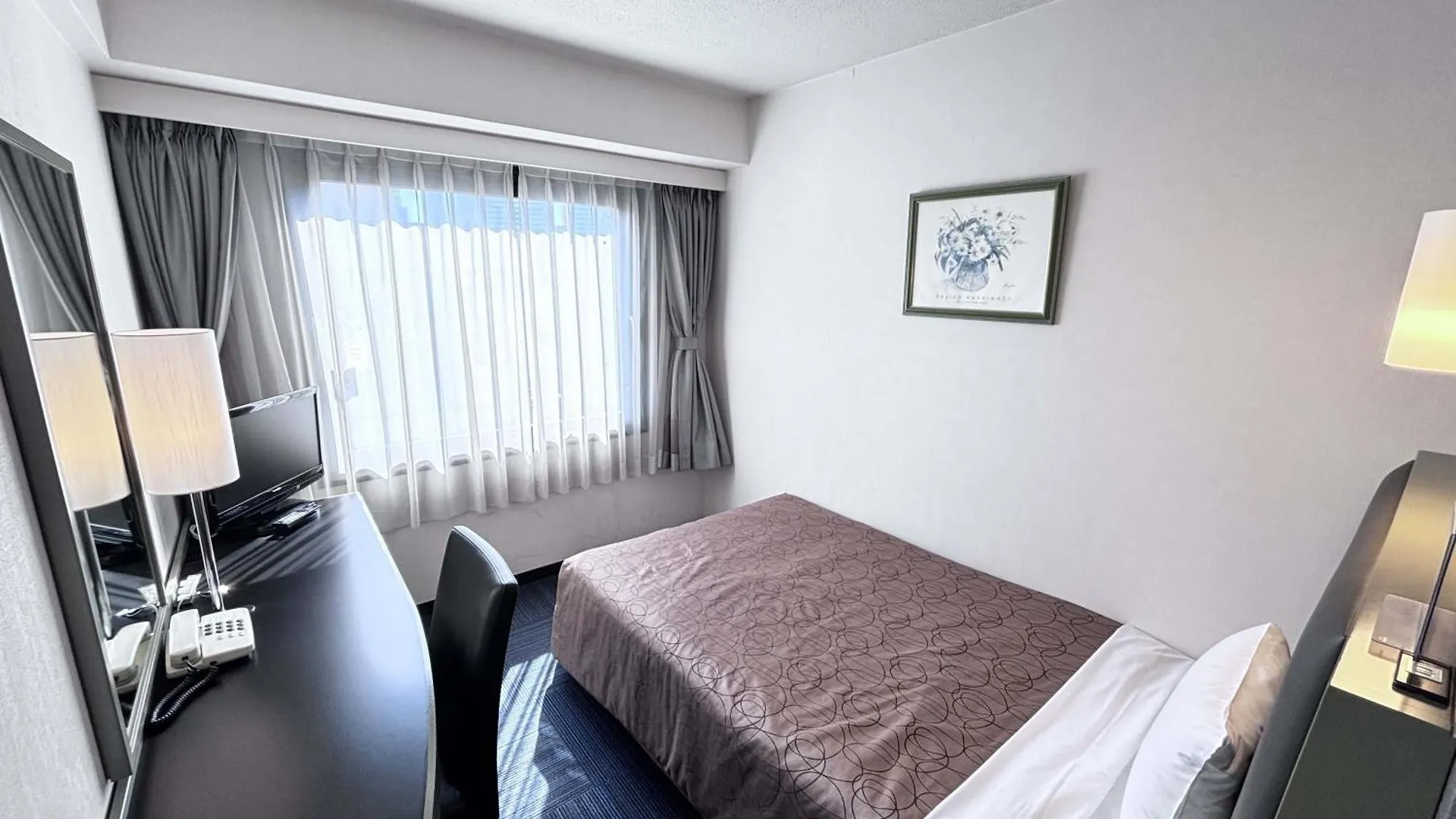 Grand Central Hotel Tokyo 3*,